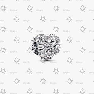 Pandora Sparkling Heart Charm